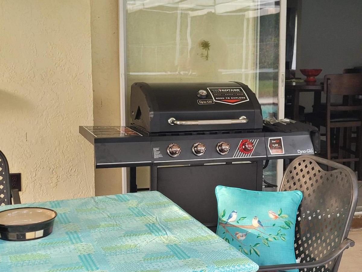 Full Bungalow With Swimming Pool * Fort Pierce