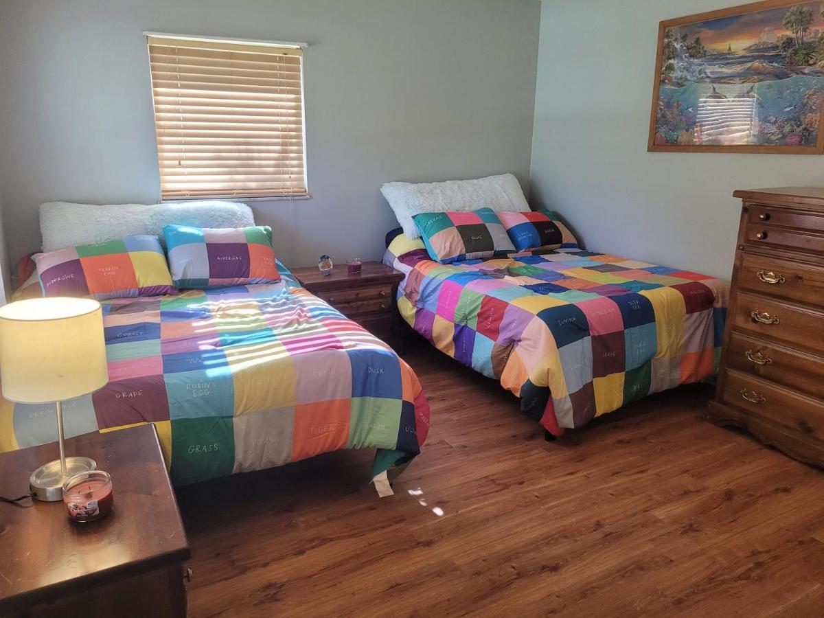 Full Bungalow With Swimming Pool Holiday home Fort Pierce