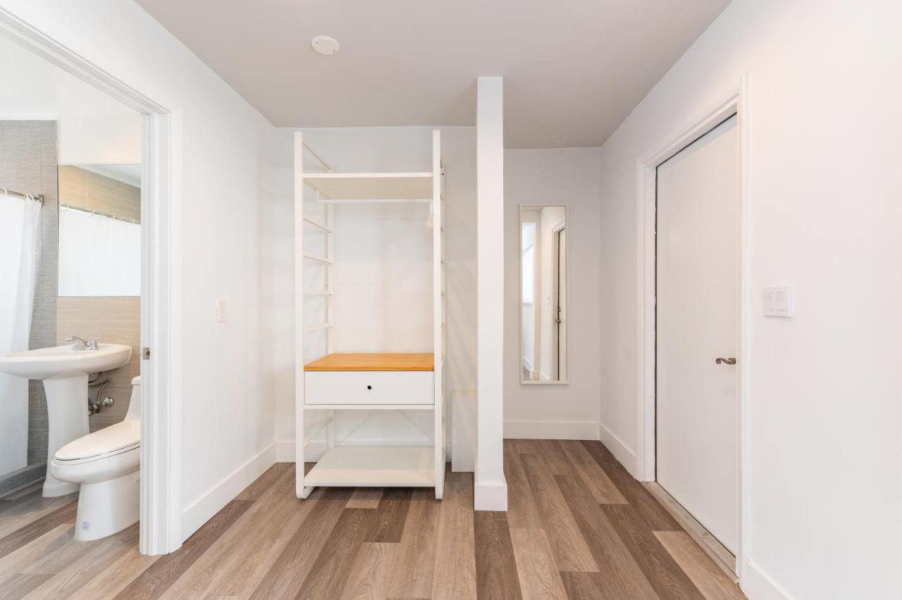The Mariner Suites 2*