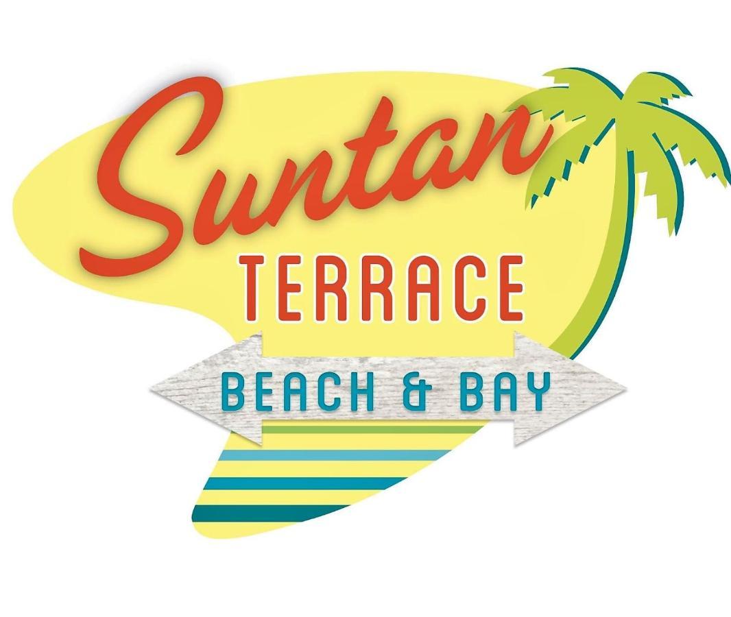 Resort Suntan Terrace Nokomis