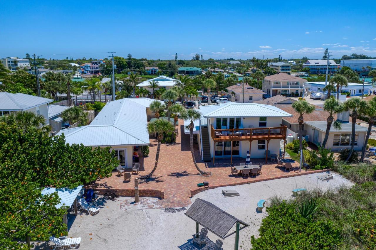 Resort Suntan Terrace Nokomis