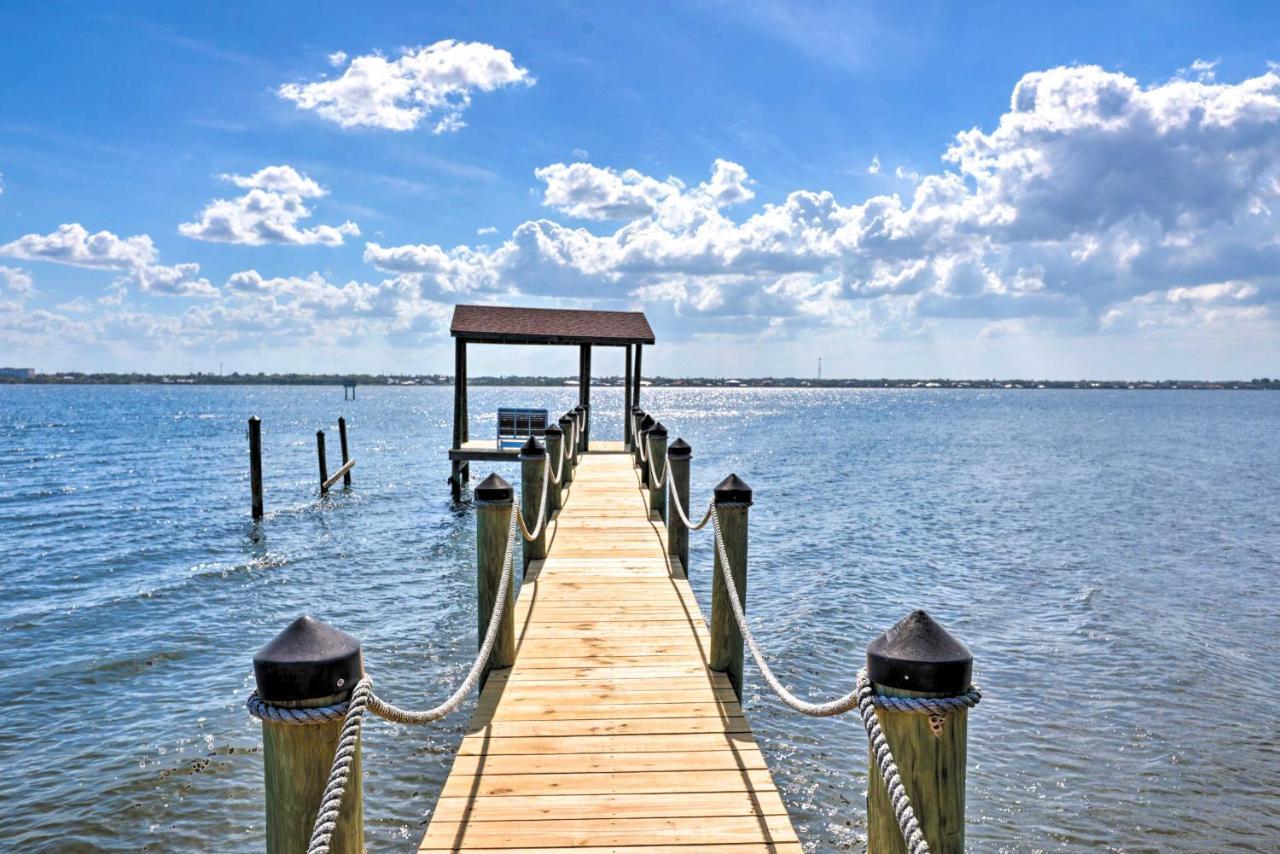 Riverfront With Dock And Deck Merritt Island