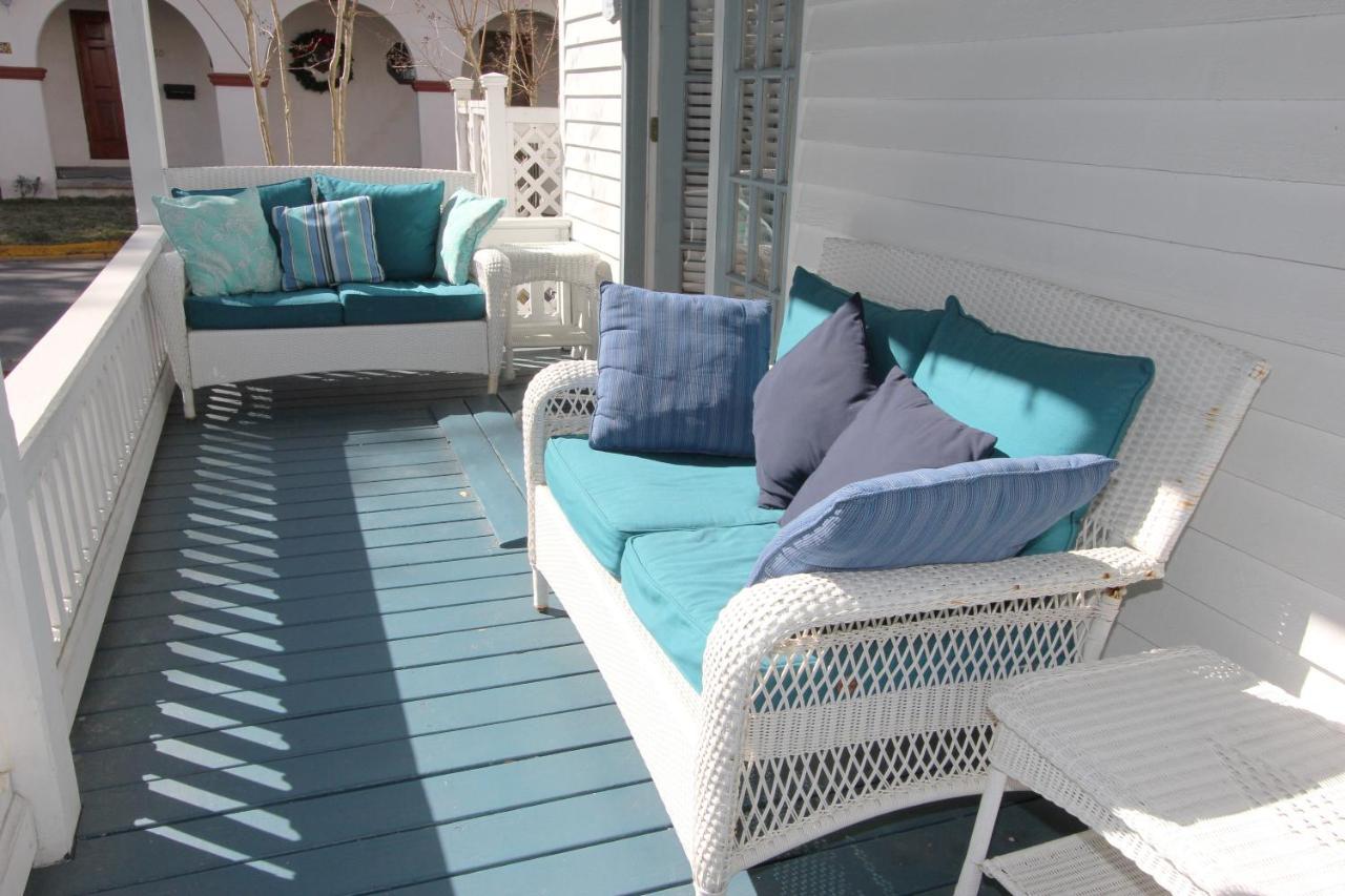 Bayfront Westcott House Bed & Breakfast 3*