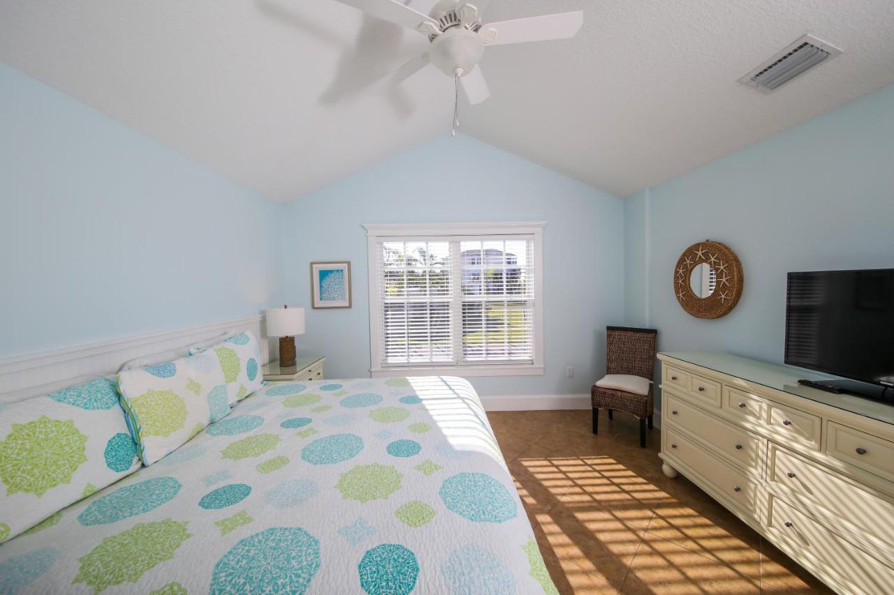 Starfish Isle By Retreats Holiday home Holmes Beach