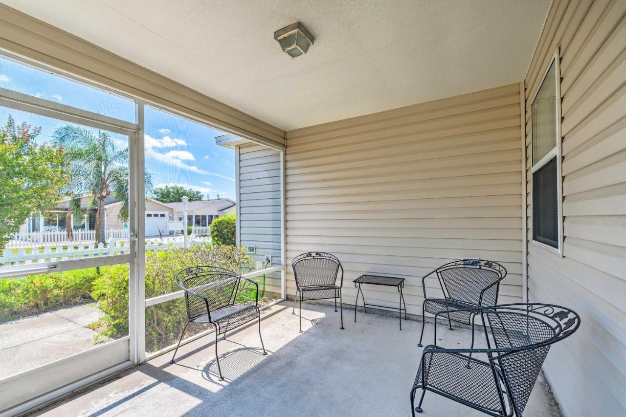 Sunny In With Lanai And Pool Access! Holiday home