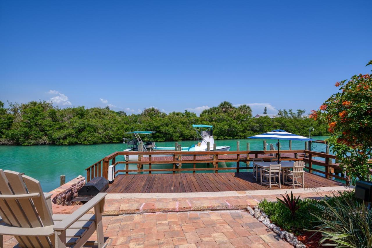 Resort Suntan Terrace