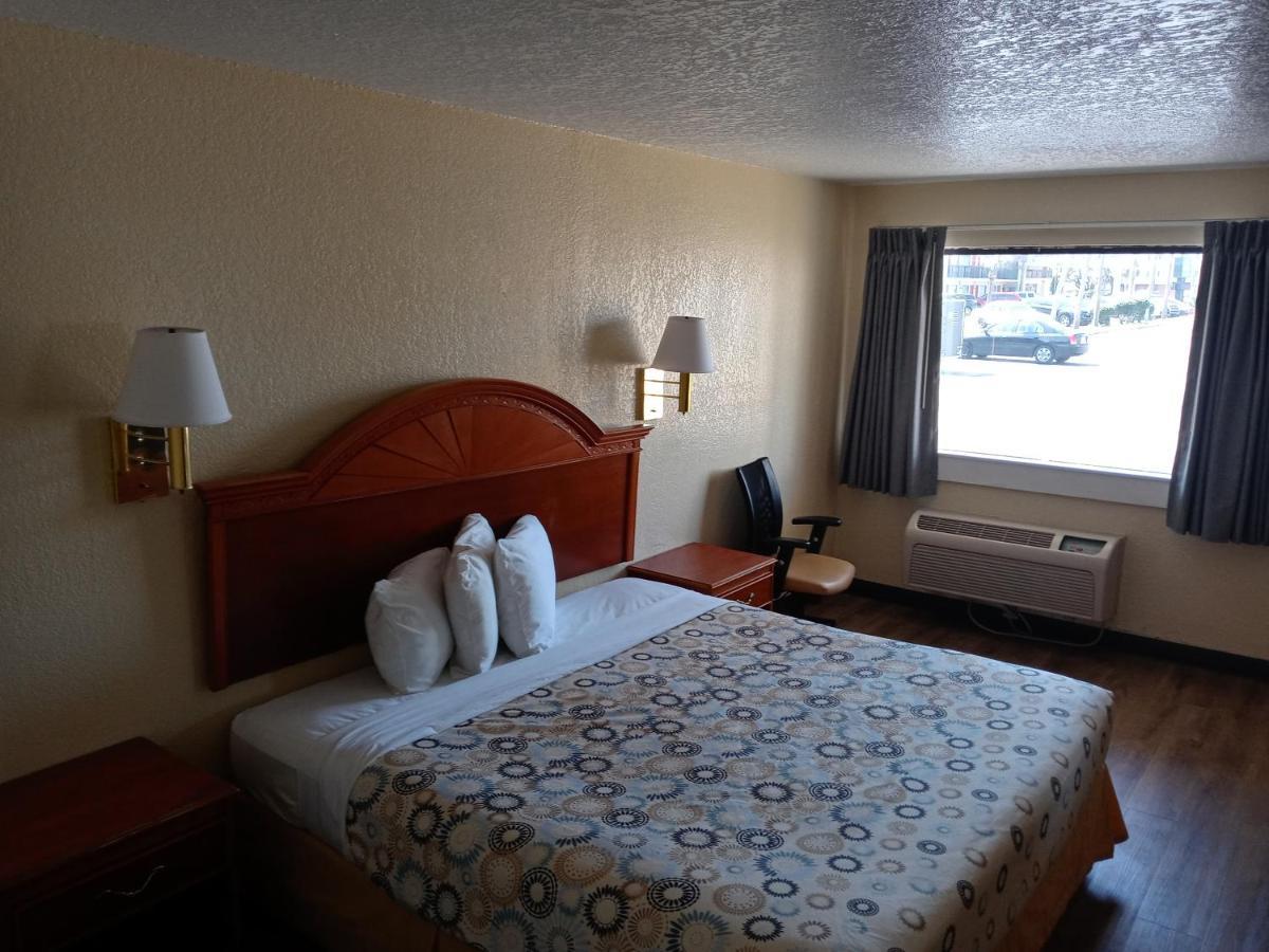 Motel Hole The - Walton - Sunset Plaza - Nearby Beaches & Hurlburt