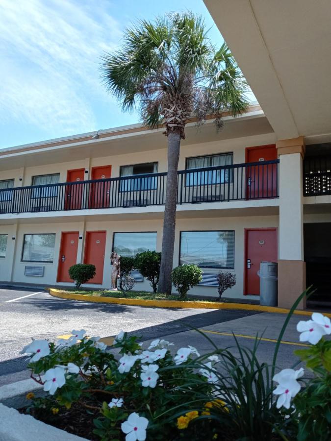 Hole The - Walton - Sunset Plaza - Nearby Beaches & Hurlburt 2*