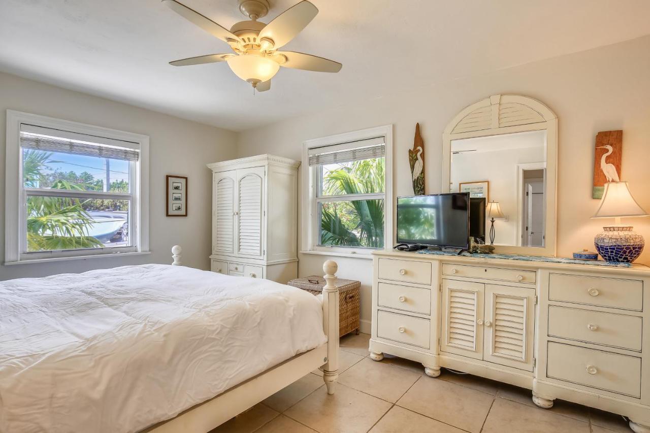 Beachfront Ocean Duplex Holiday home *