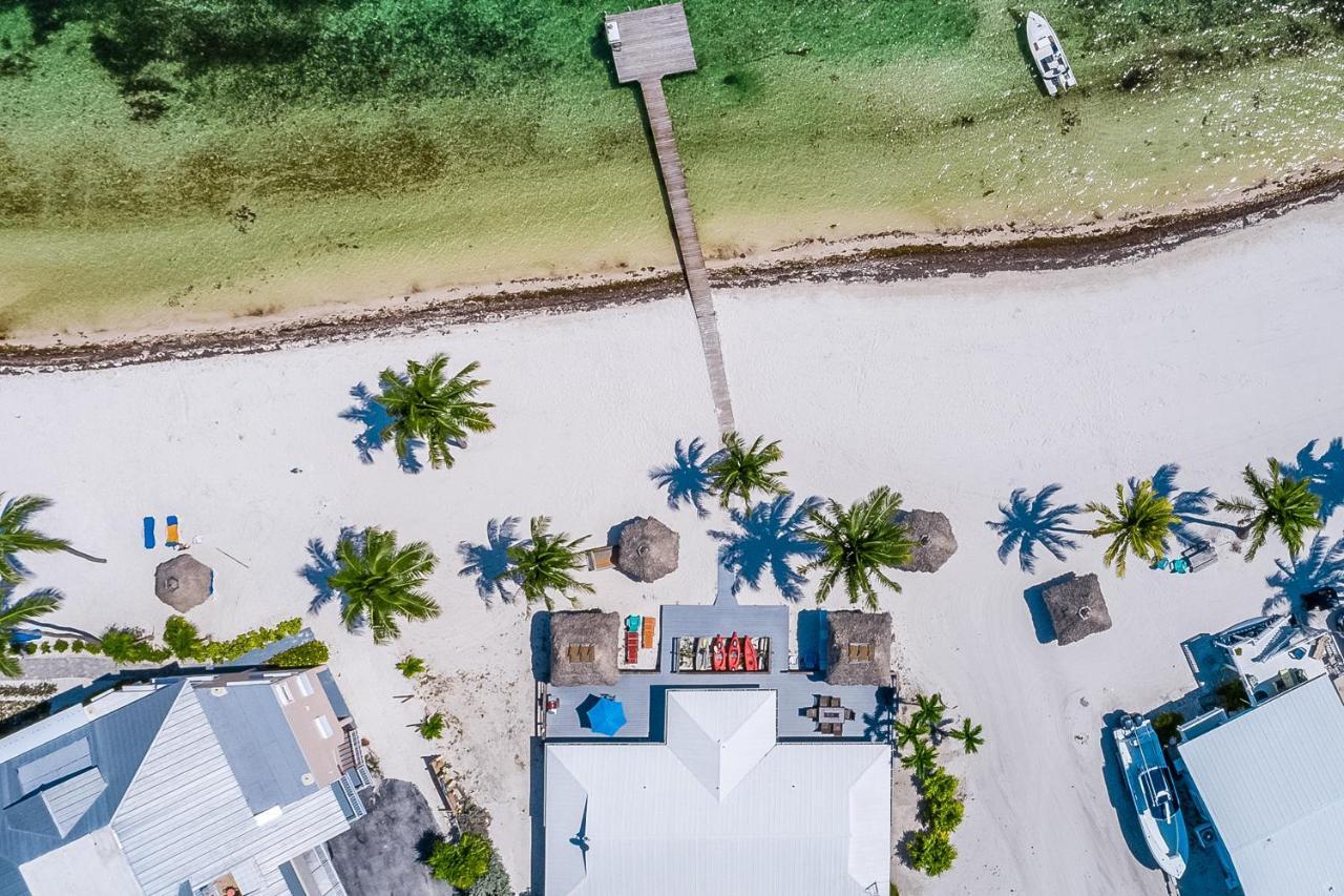 Beachfront Ocean Duplex Holiday home *