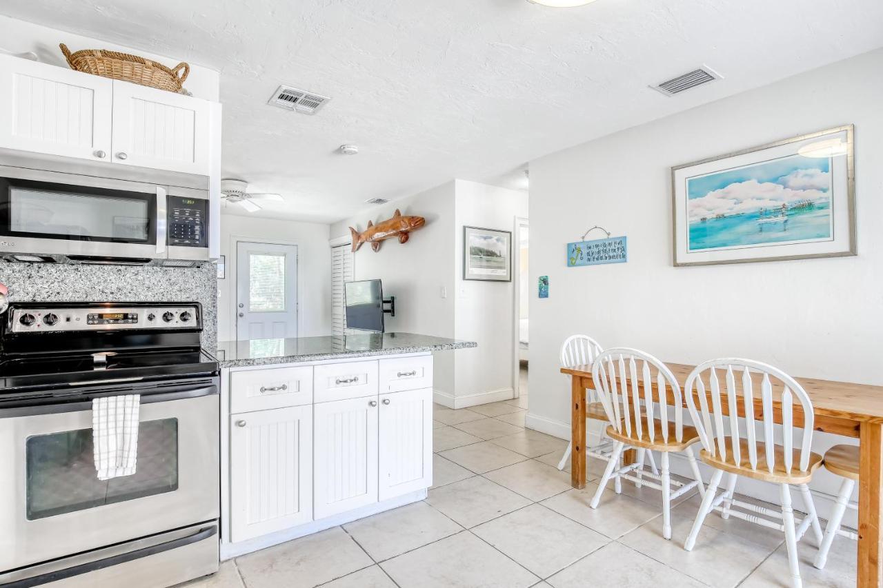 Beachfront Ocean Duplex * Layton