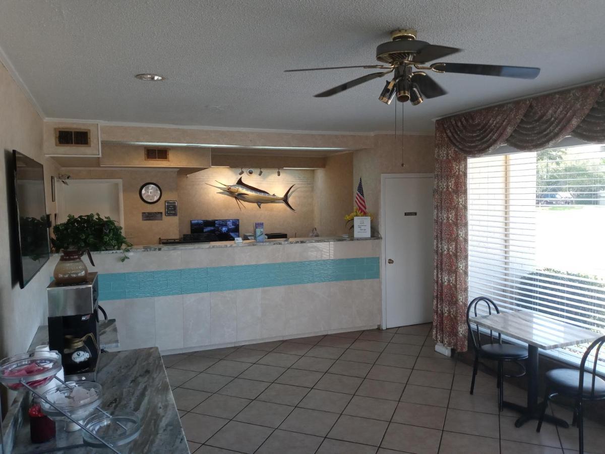 Motel Hole The - Walton - Sunset Plaza - Nearby Beaches & Hurlburt Fort Walton Beach