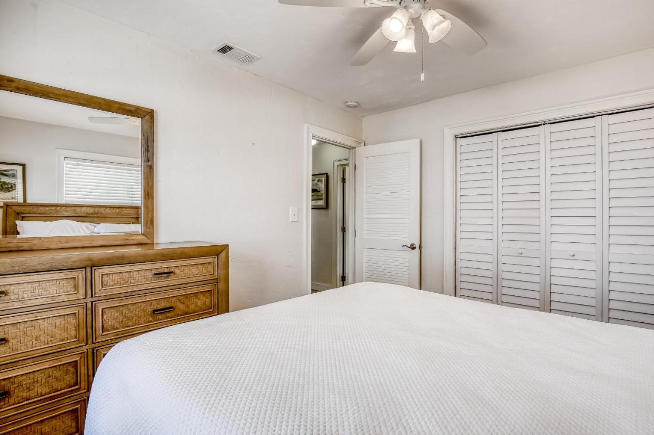 Holiday home Beachfront Ocean Duplex Layton