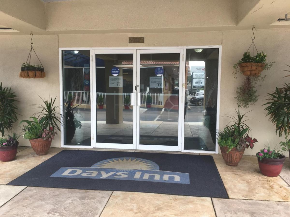 Days By Wyndham Town Center 3*