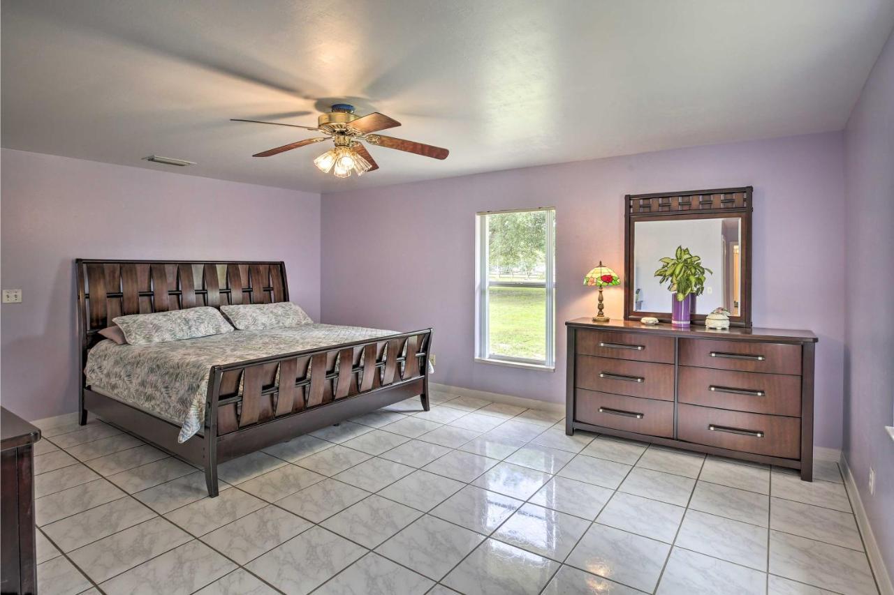 Holiday home Okeechobee Fishing Retreat With Fire Pit! *