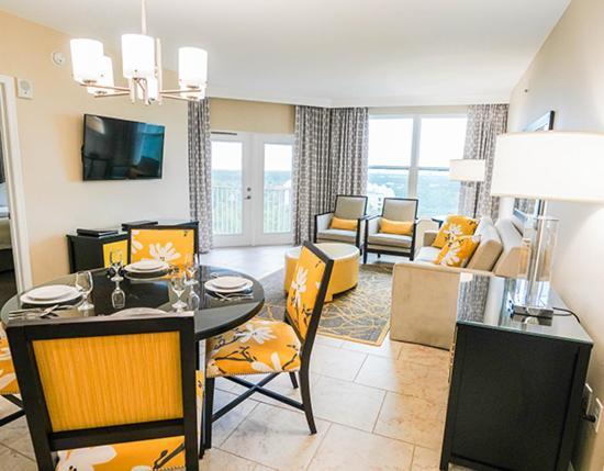 Resort At Parkway