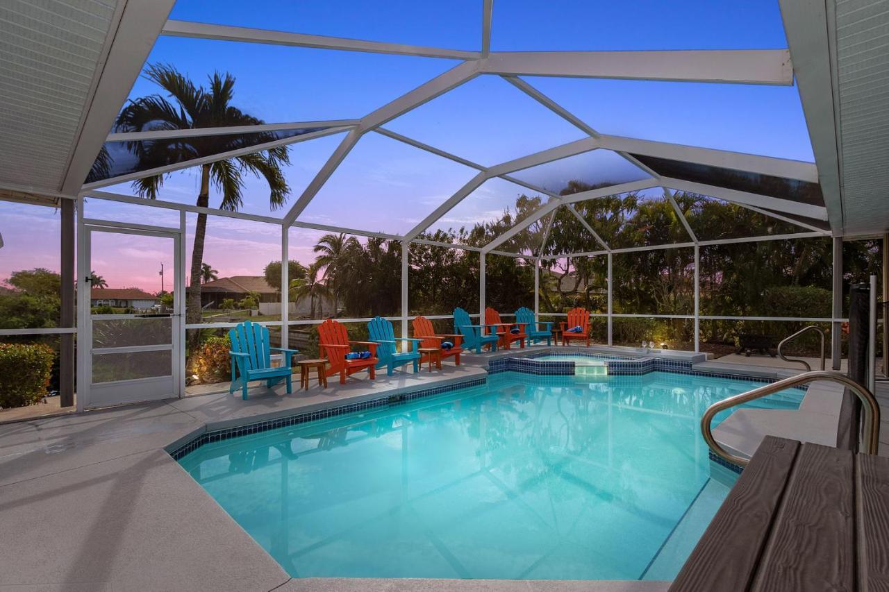 Welcome To X-ta-sea, Your Ultimate Waterfront Retreat With An Array Of Resort-style Amenities And Pet-friendly Accommodations! *