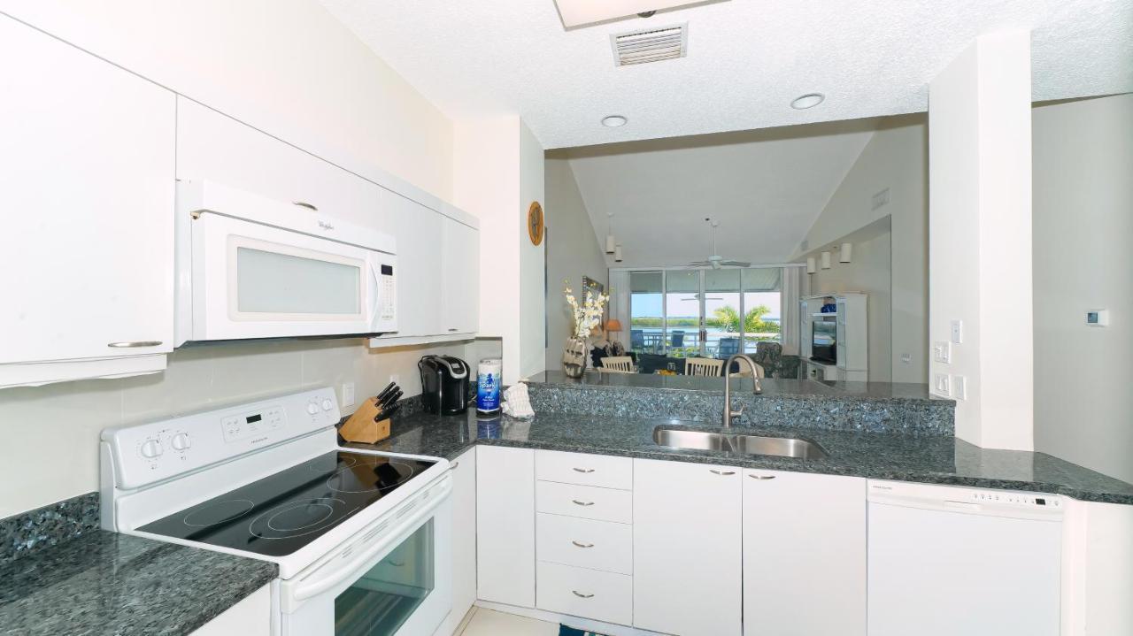 Apartment Harbor Club 309 *