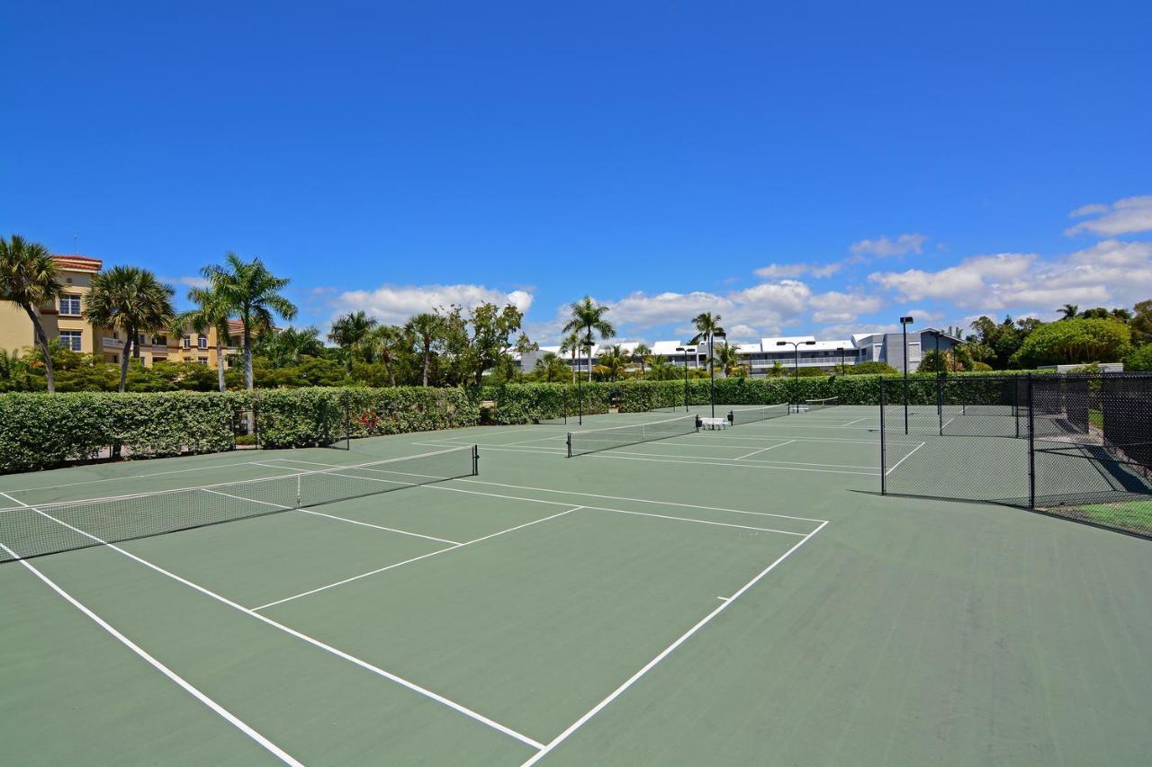 Apartment Harbor Club 309