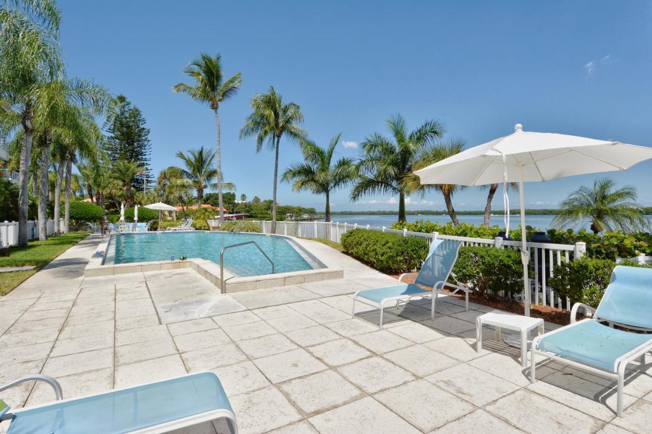Harbor Club 309 Apartment