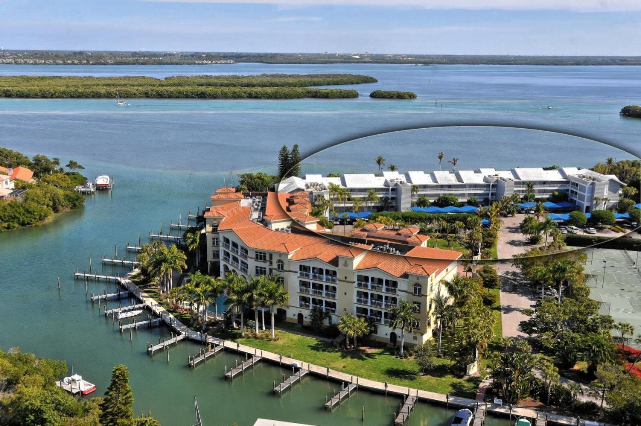 Harbor Club 309 Apartment