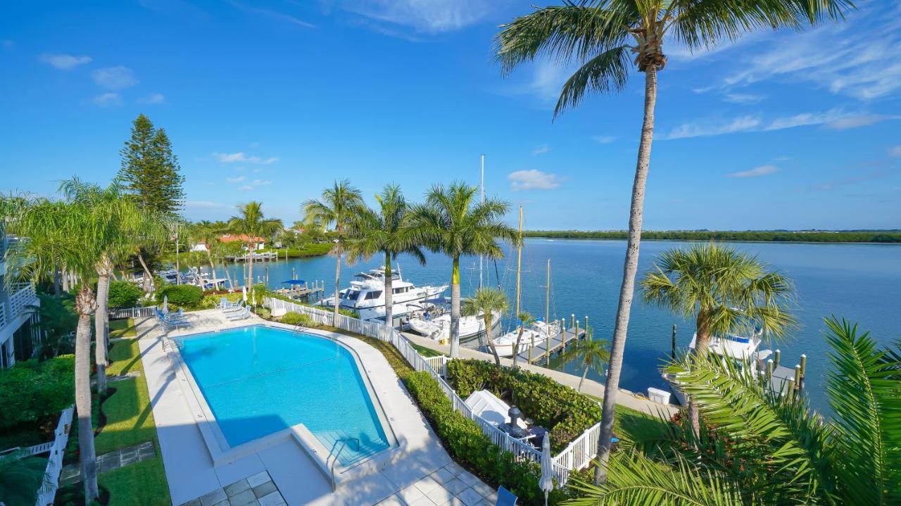 Harbor Club 309 Apartment