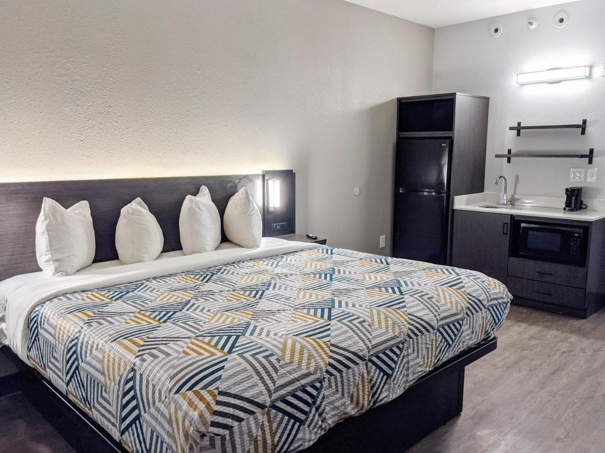 Hotel 6 Pensacola, Fl - West I-10