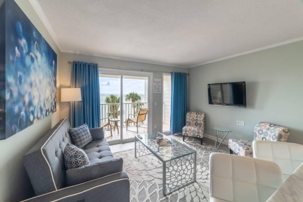 421-fully Renovated, Wifi, Pool, Amazing Views, Near Bucs Stadium Apartment