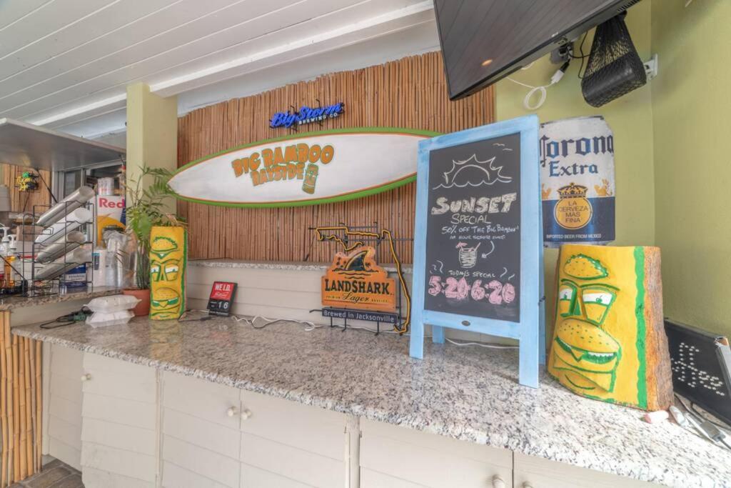 421-fully Renovated, Wifi, Pool, Amazing Views, Near Bucs Stadium Apartment Tampa