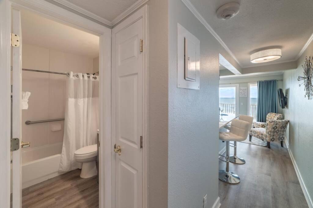 421-fully Renovated, Wifi, Pool, Amazing Views, Near Bucs Stadium Apartment Tampa