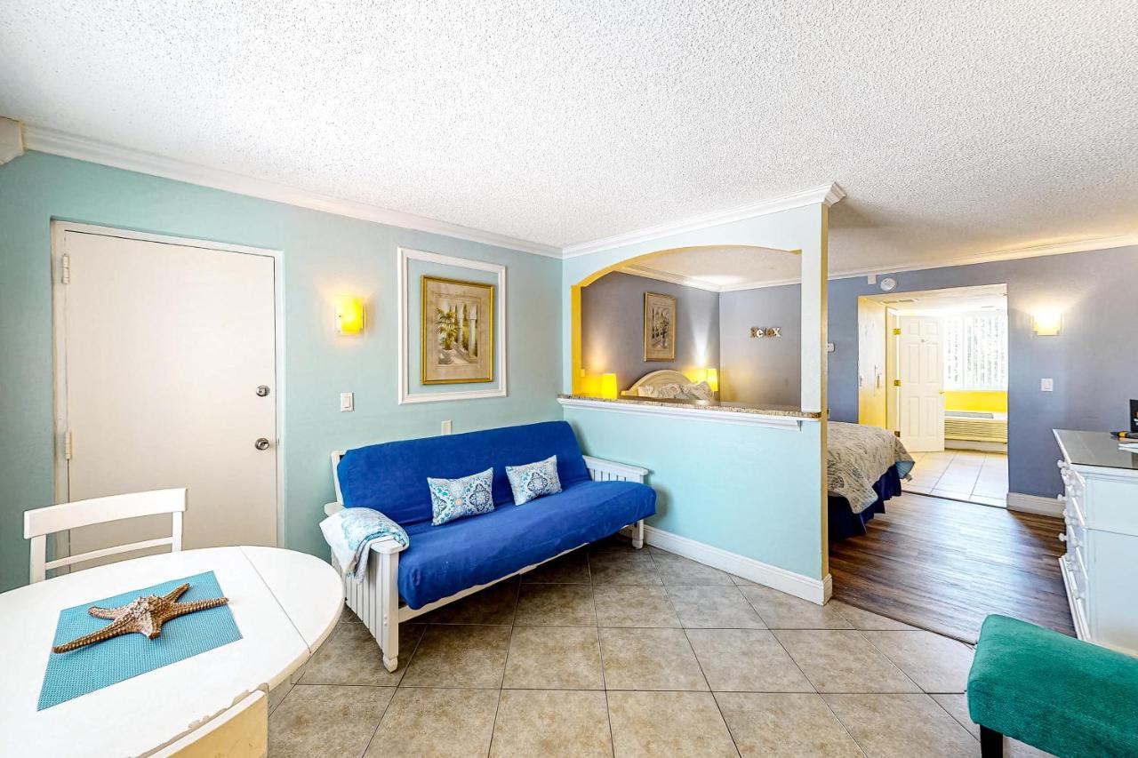Pelican Pointe Apartment Clearwater Beach