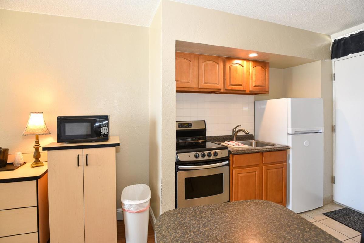 Cove Oceanfront 3*