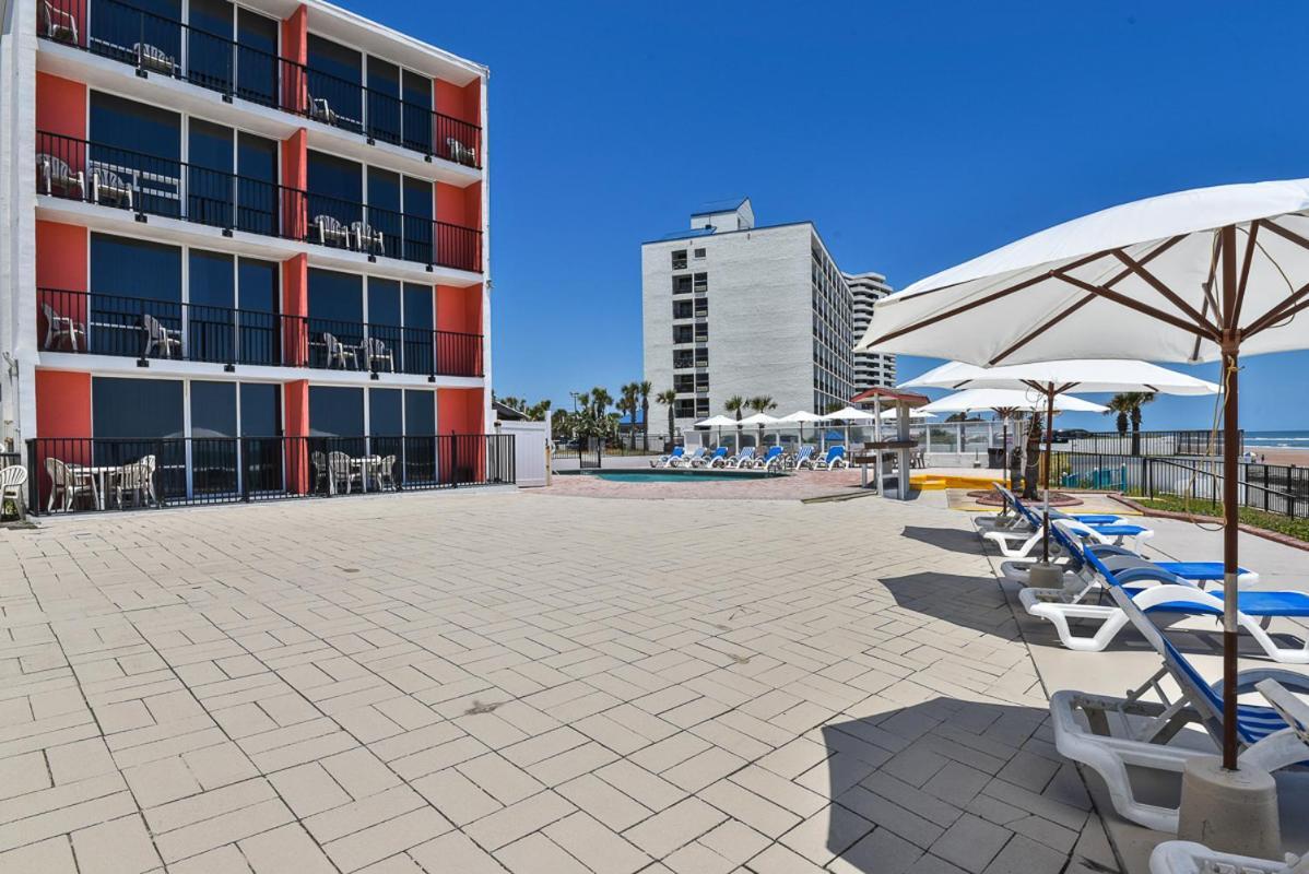 Cove Oceanfront 3*
