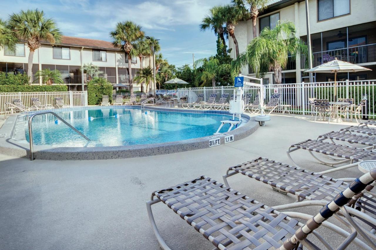 Club Wyndham International 3*