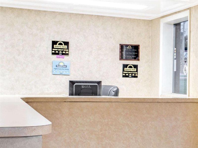 Motel Days By Wyndham Orange City/deland Orange City