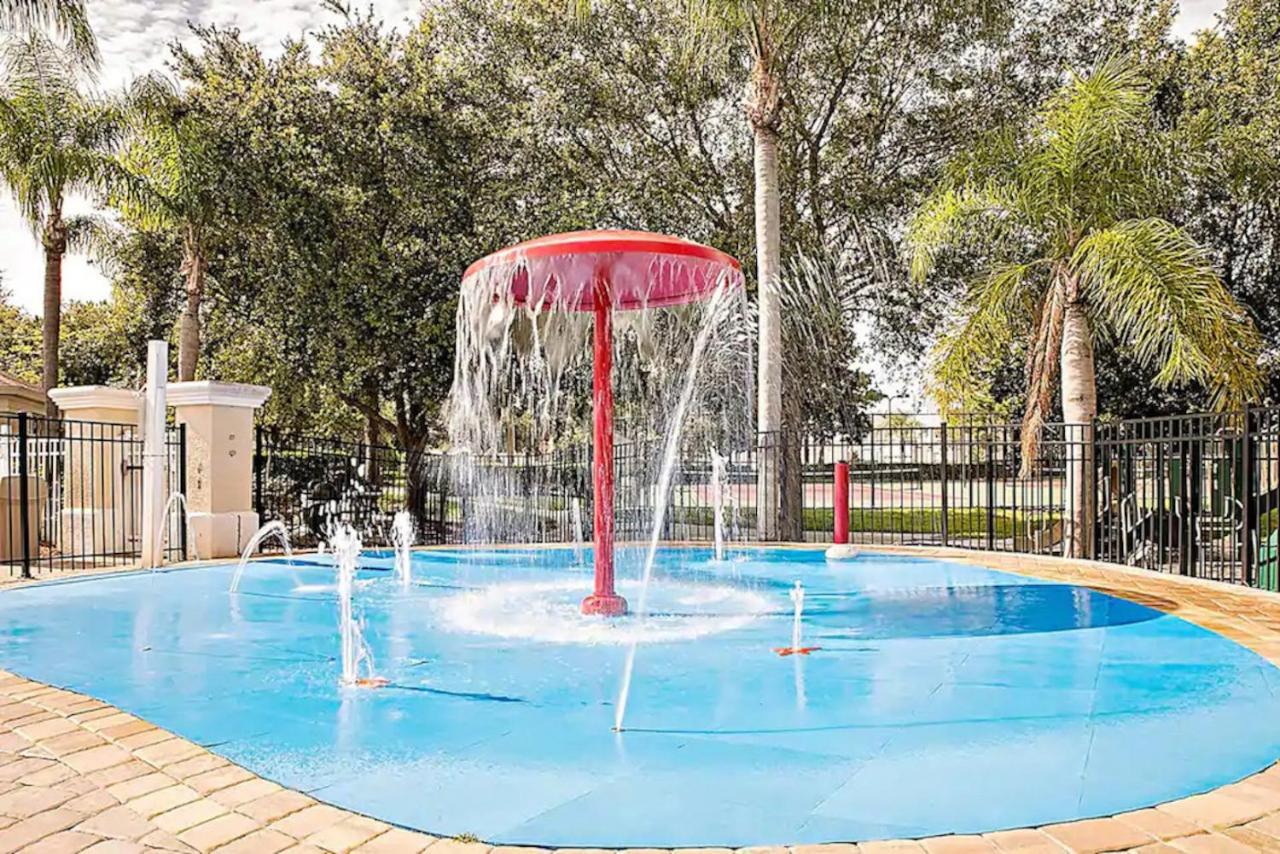 3 Bedroom Style Condo, 3 Miles To Disney! * Kissimmee