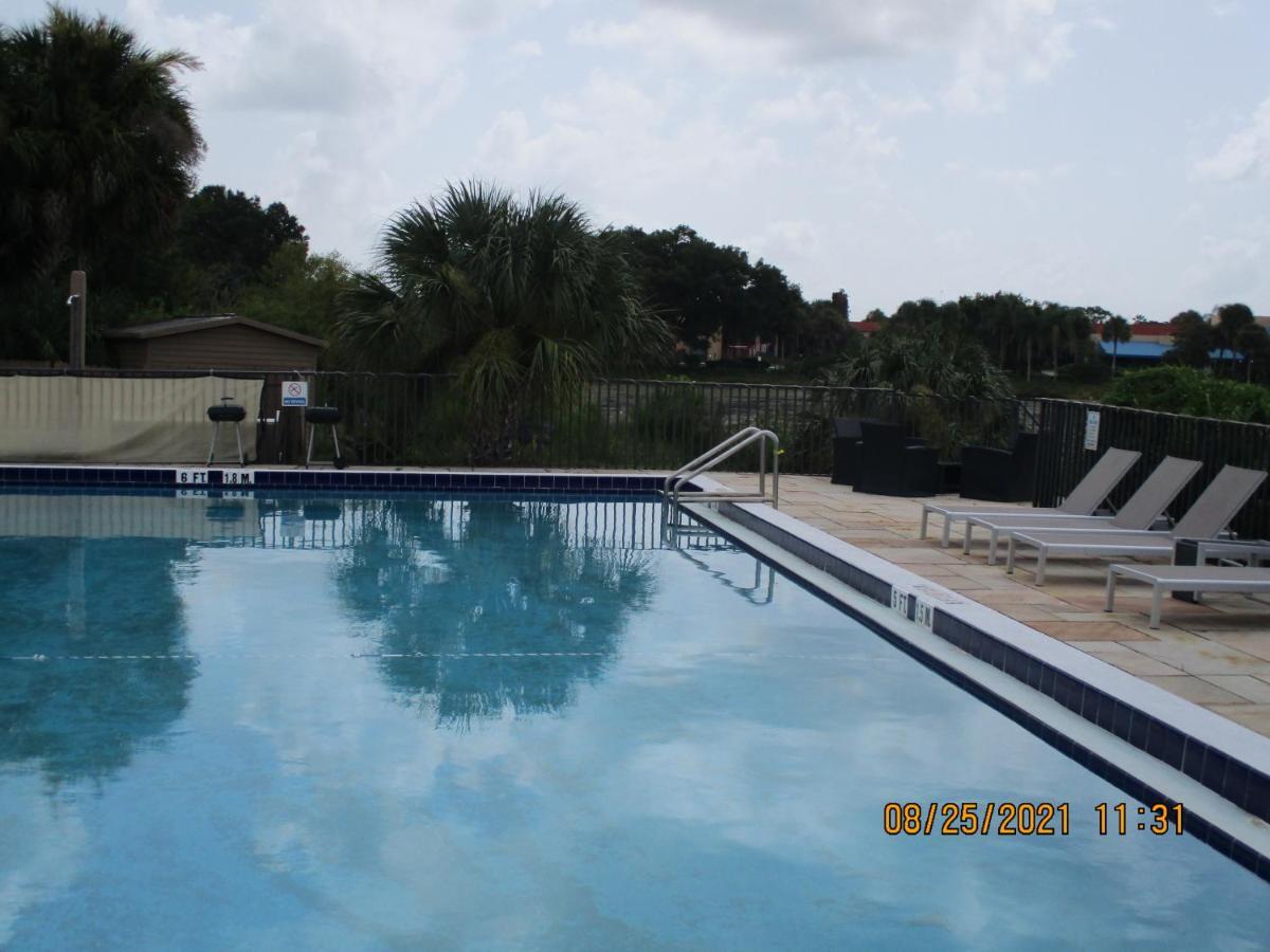 Hotel Quality Inn & Suites Kissimmee By The Lake Four Corners