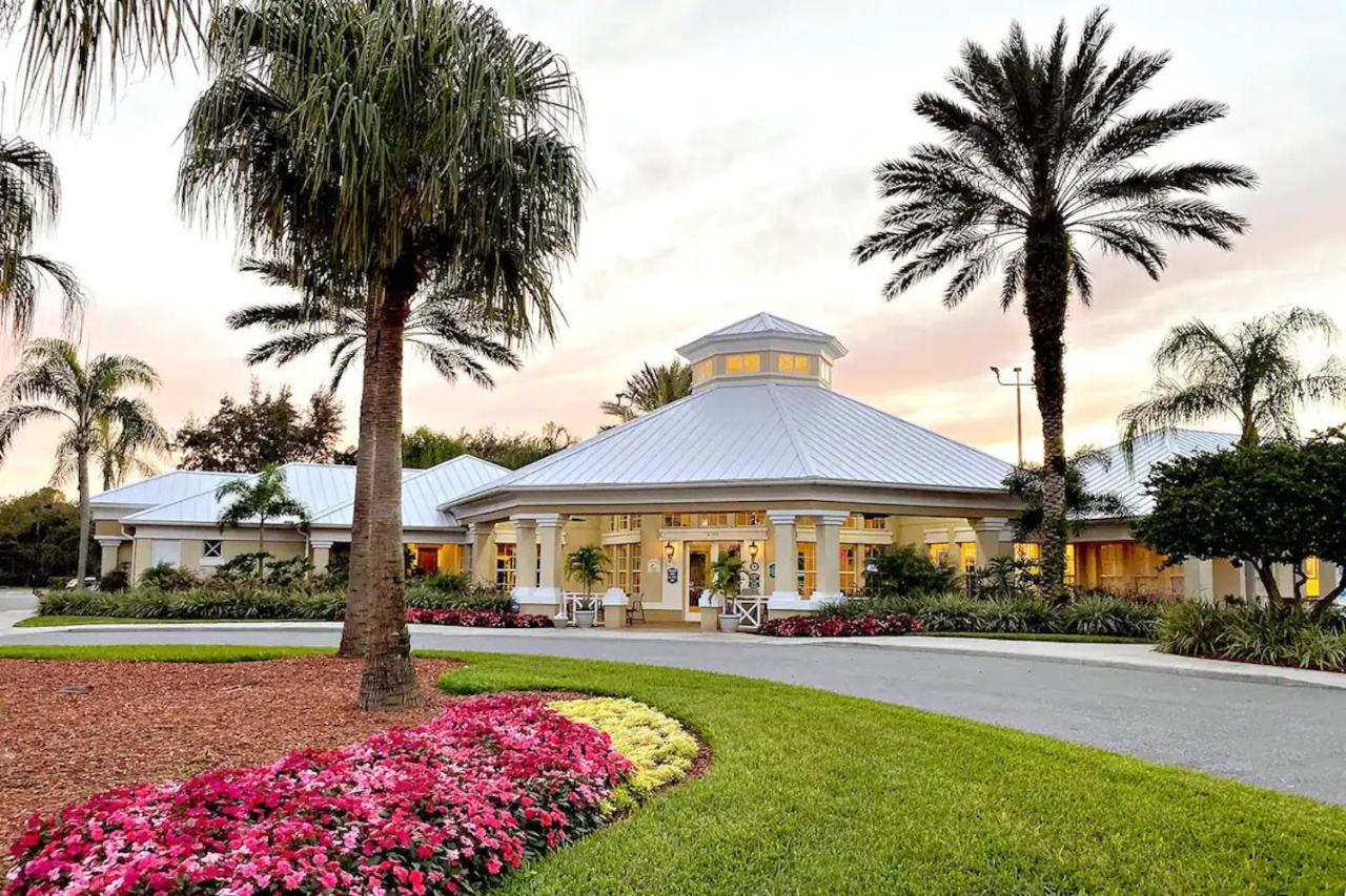 3 Bedroom Style Condo, 3 Miles To Disney!