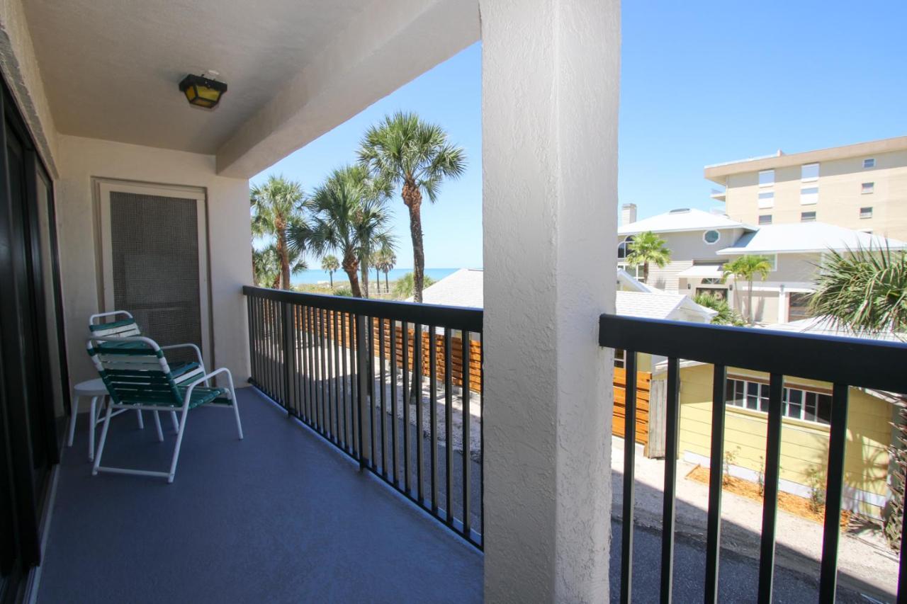 Aparthotel Seasons Vacation By Liberte Madeira Beach