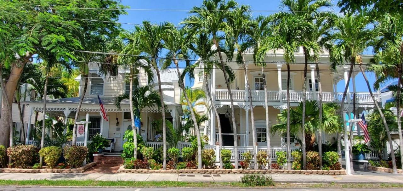 The Palms Hotel