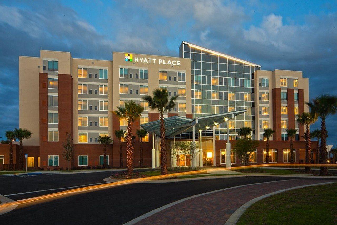 Hyatt Place Airport