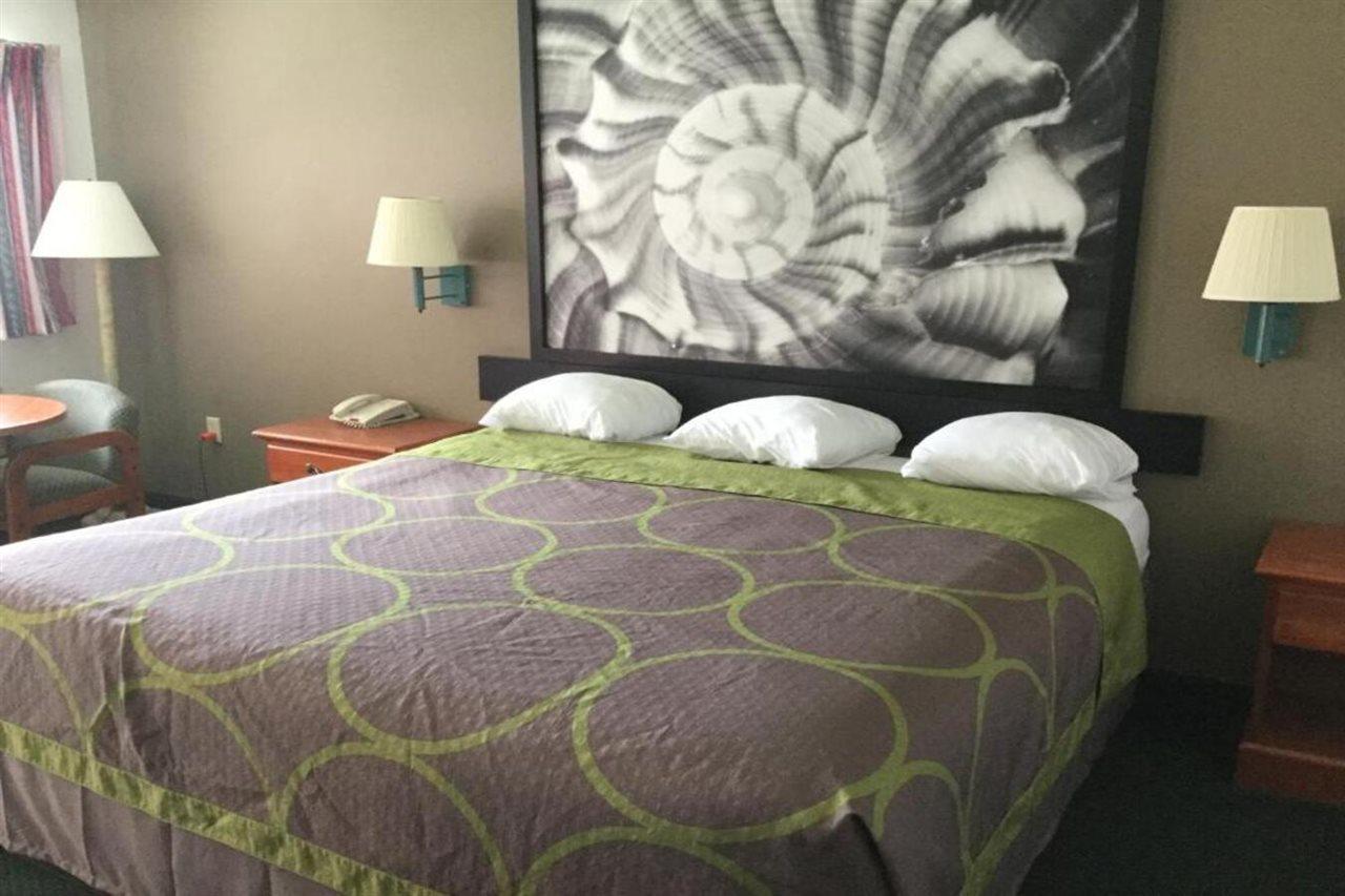 Redfinn Motel Fort Pierce