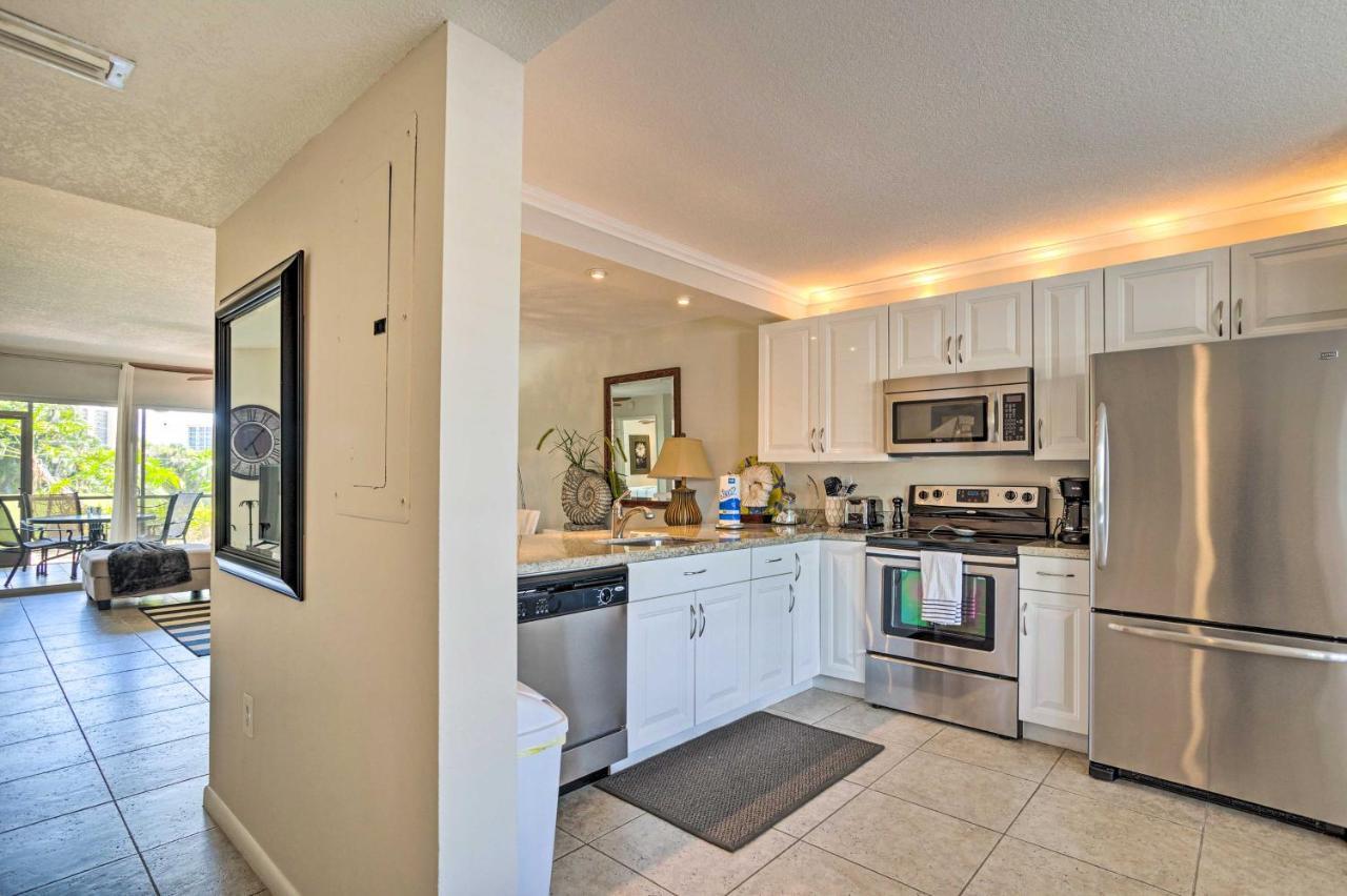 With Pool Access, Walk To Beach! * Jupiter