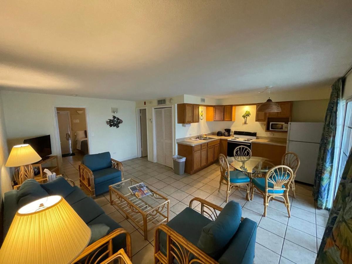 Breezy Palms Hotel 3*