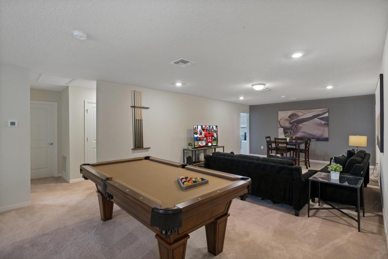 Bsv2011 - Brand New 8 Bedroom 6 Bath Located In Windsor Island *
