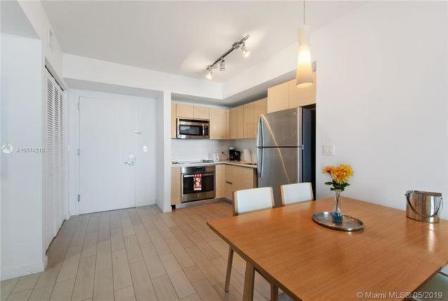 Aparthotel Beachwalk Elite And