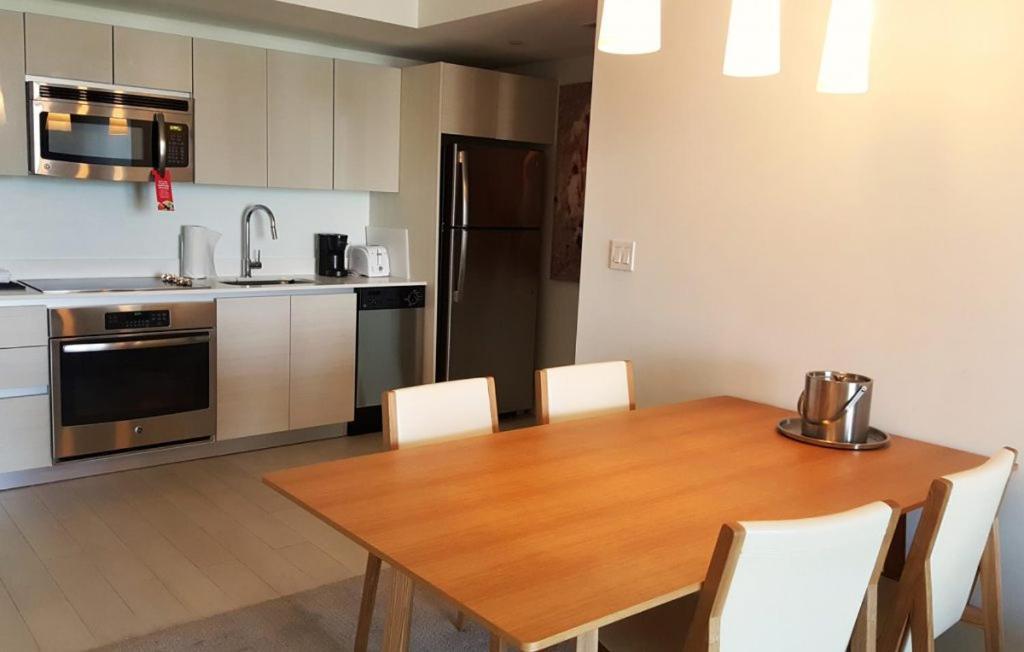 Aparthotel Beachwalk Elite And 4*