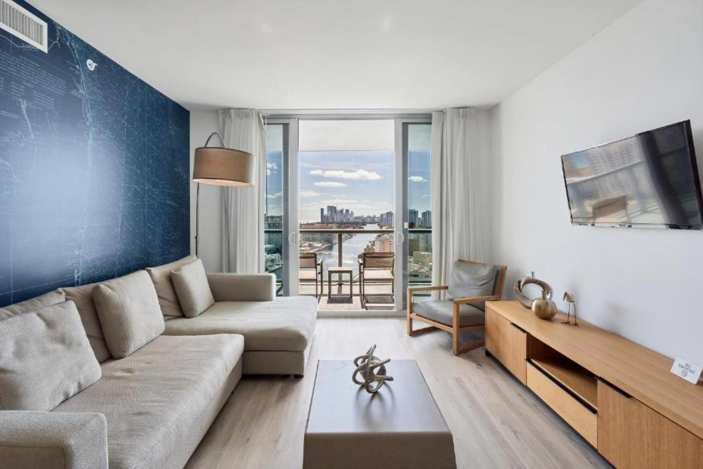 Aparthotel Beachwalk Elite And