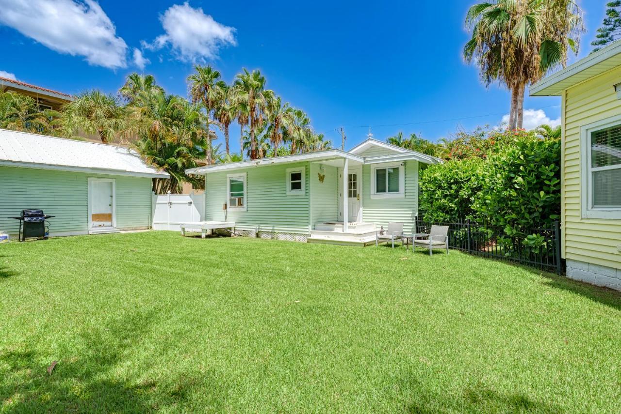 Holiday home Haven-one Minute Walk To The Beach-private Yards-keyless Locks *