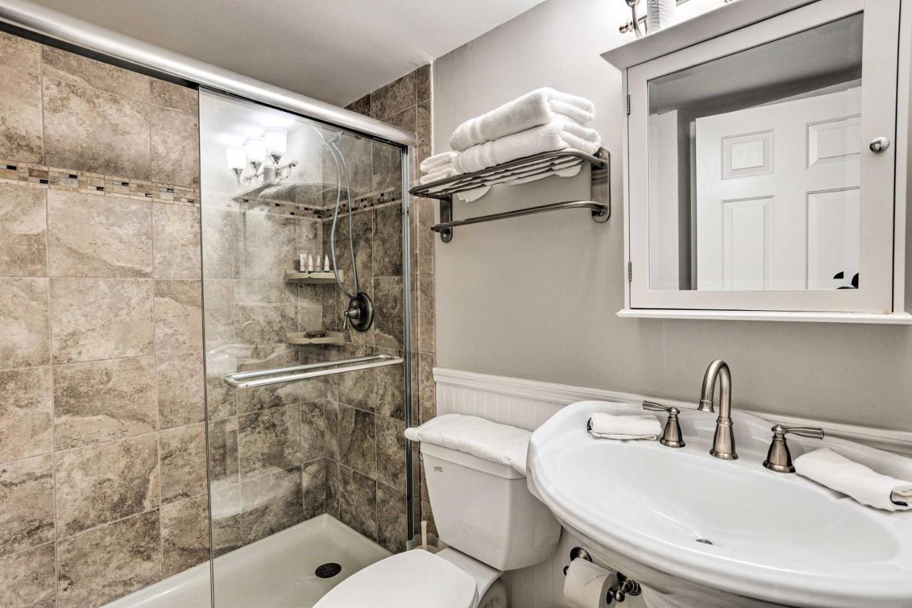 With Pool Access, Walk To Beach!